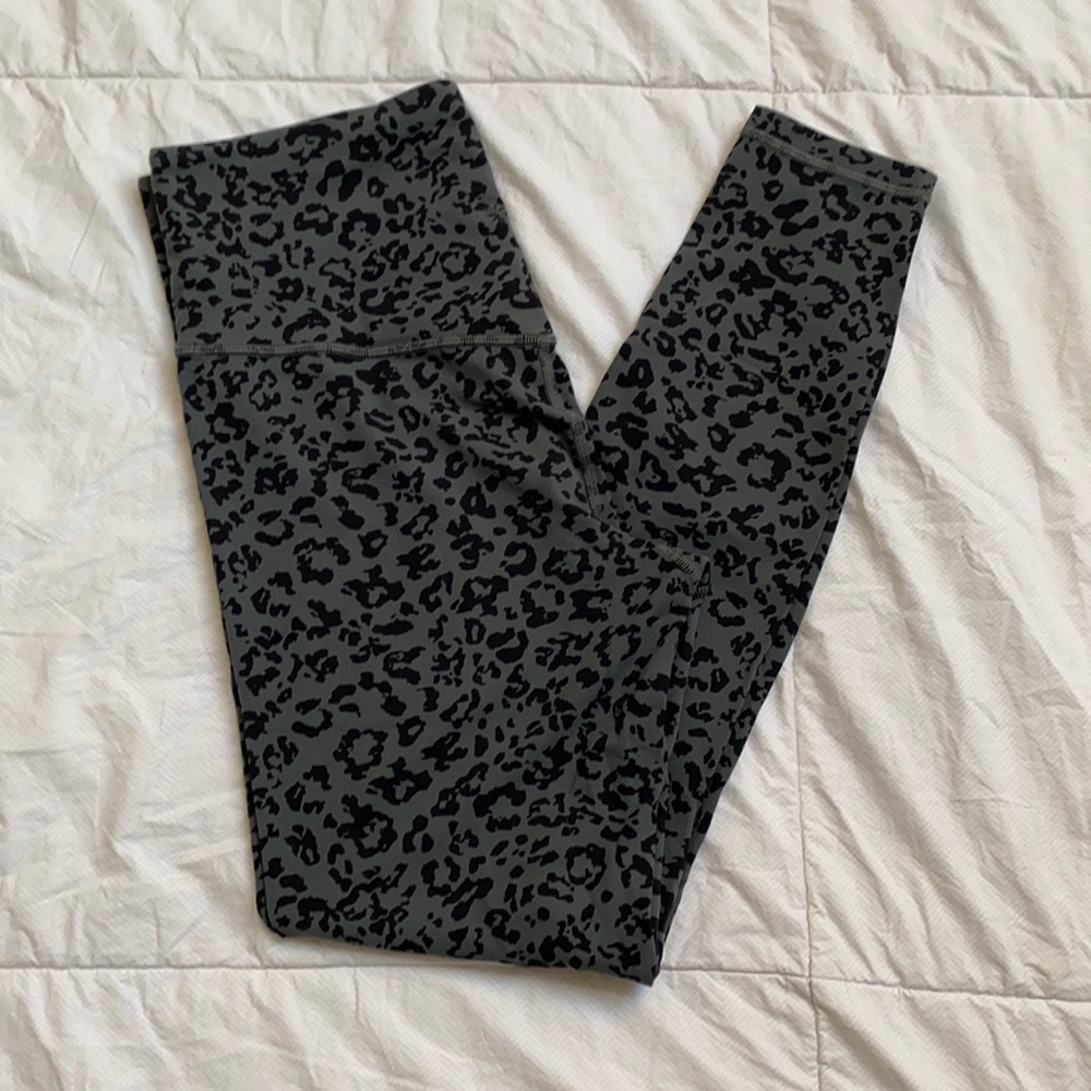 Leopard print “Elation” ultra high rise Athleta leggings